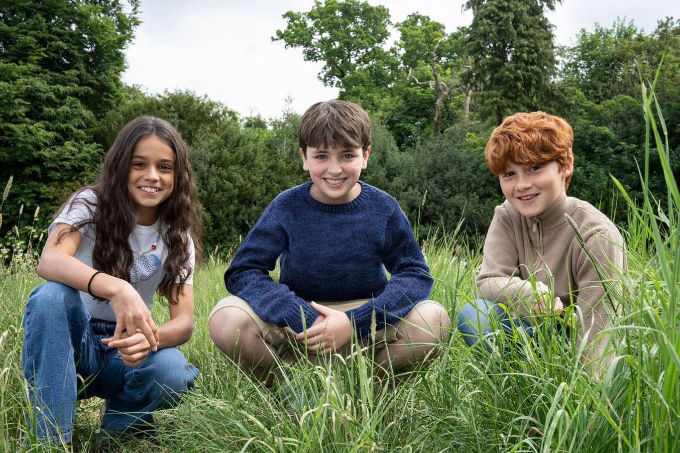 Fan Harry Potter bùng nổ với dàn diễn viên mới cho Series truyền hình: Dominic Mclaughlin, Arabella Stanton và Alastair Stout sẵn sàng tái hiện bộ ba vàng Fan Harry Potter bùng nổ với dàn diễn viên mới cho Series truyền hình: Dominic Mclaughlin, Arabella Stanton và Alastair Stout sẵn sàng tái hiện bộ ba vàng