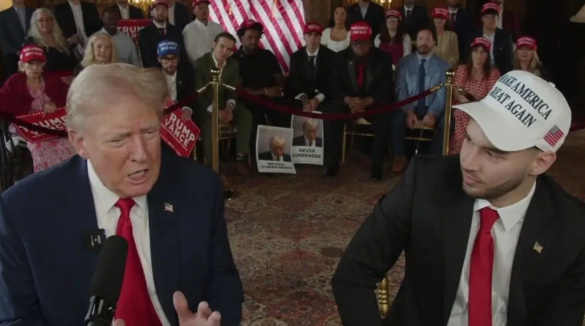Donald-trump-Cybertruck-livestream-mo-hom-cs2-1